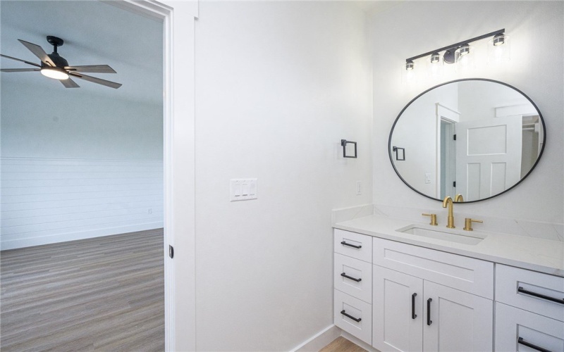 613 W Shady Oak Lane, Rockport, TX 78382, 3 Bedrooms Bedrooms, ,2 BathroomsBathrooms,Residential,For Sale,613 W Shady Oak Lane,449865