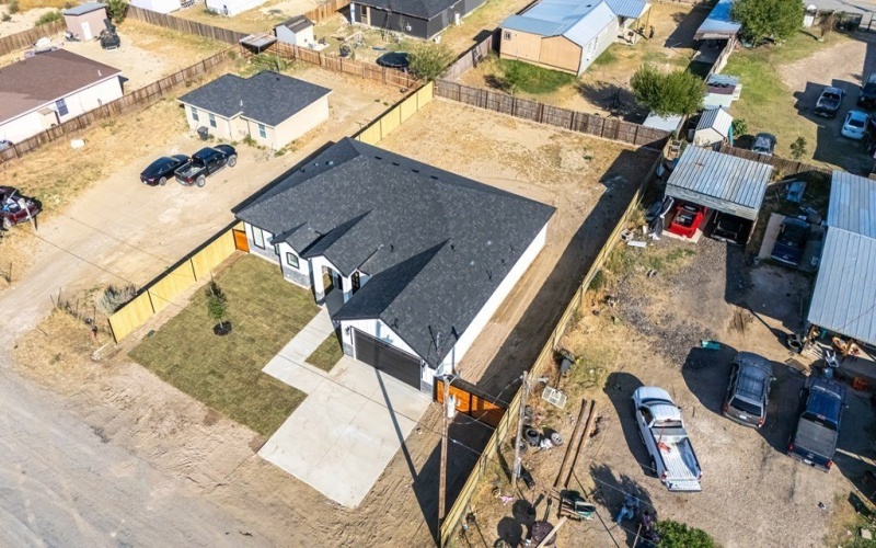 272 View Drive, Eagle Pass, TX 78852, 3 Bedrooms Bedrooms, ,2 BathroomsBathrooms,Residential,For Sale,272 View Drive,81373