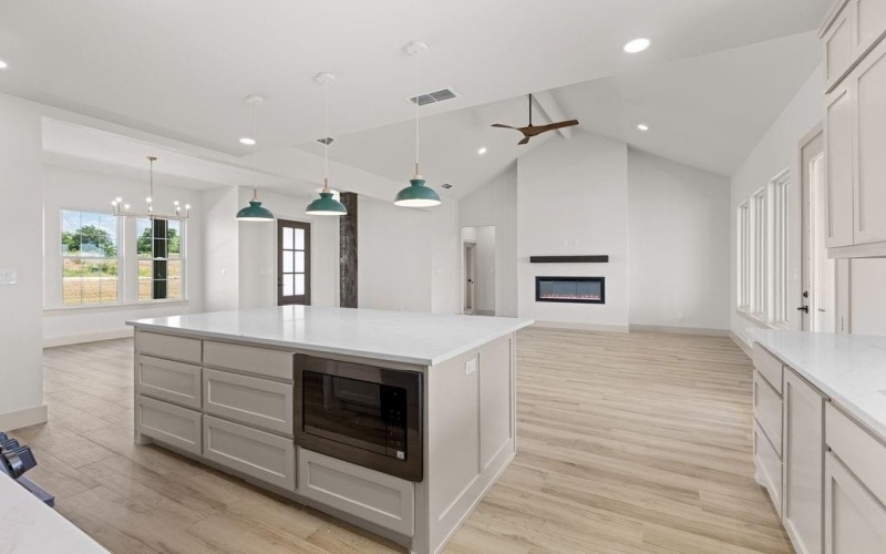 1080 Dixie Estates Way, Whitesboro, TX 76273, 4 Bedrooms Bedrooms, ,2 BathroomsBathrooms,Residential,For Sale,1080 Dixie Estates Way,0,20945455