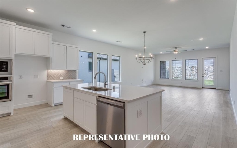 3137 Blake Drive, McKinney, TX 75071, 4 Bedrooms Bedrooms, ,5 BathroomsBathrooms,Residential,For Sale,3137 Blake Drive,20975308