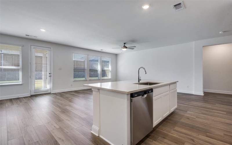 750 Jupe Way, Princeton, TX 75407, 4 Habitaciones Habitaciones , ,2 BañosBaños,Residential,En Venta,750 Jupe Way,0,20975623