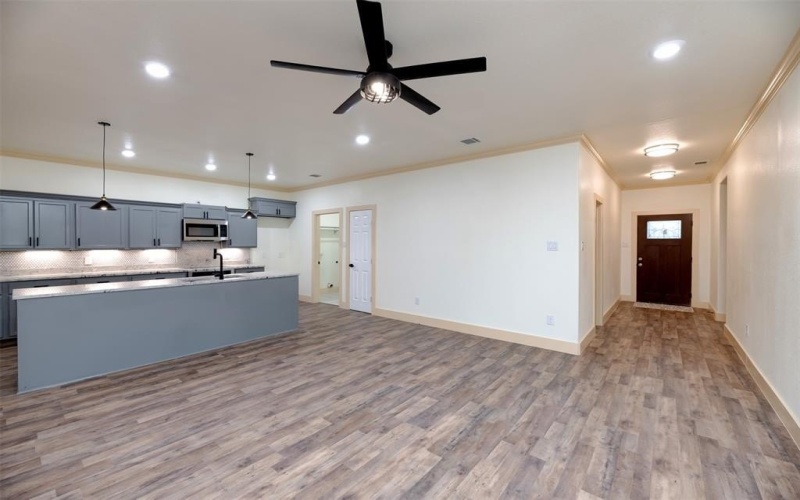 2621 Canton Drive, Fort Worth, TX 76112, 3 Habitaciones Habitaciones , ,2 BañosBaños,Residential,En Venta,2621 Canton Drive,20955710