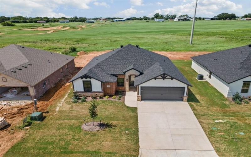 1412 Oleander Drive, Tolar, TX 76476, 4 Bedrooms Bedrooms, ,2 BathroomsBathrooms,Residential,For Sale,1412 Oleander Drive,20971463