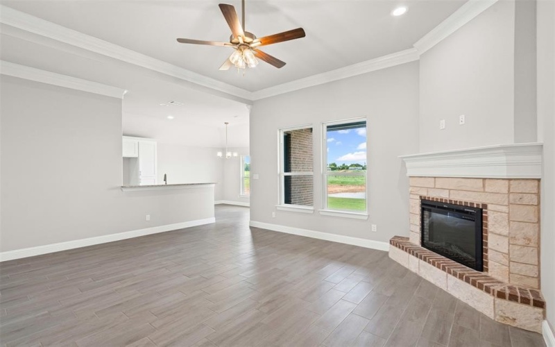 1412 Oleander Drive, Tolar, TX 76476, 4 Bedrooms Bedrooms, ,2 BathroomsBathrooms,Residential,For Sale,1412 Oleander Drive,20971463