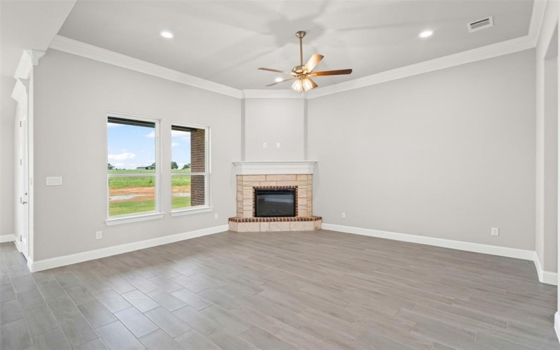 1412 Oleander Drive, Tolar, TX 76476, 4 Bedrooms Bedrooms, ,2 BathroomsBathrooms,Residential,For Sale,1412 Oleander Drive,20971463