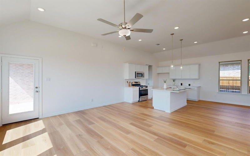 1028 Western Hills Drive, Crowley, TX 76036, 3 Habitaciones Habitaciones , ,2 BañosBaños,Residential,En Venta,1028 Western Hills Drive,0,20971498