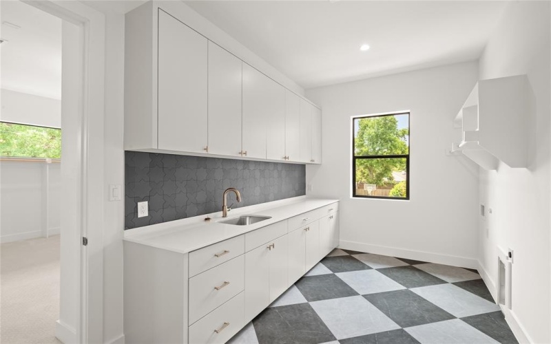 6026 Martel Avenue, Dallas, TX 75206, 5 Habitaciones Habitaciones , ,6 BañosBaños,Residential,En Venta,6026 Martel Avenue,20973036