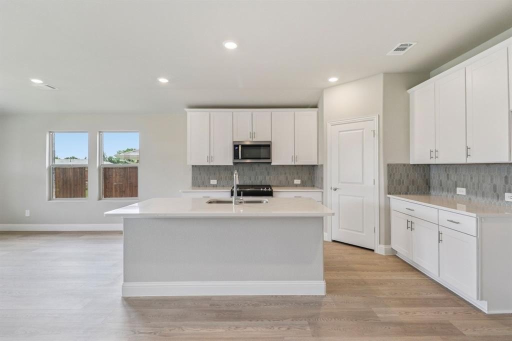 600 Stagg Street, McKinney, TX 75069, 4 Bedrooms Bedrooms, ,3 BathroomsBathrooms,Residential,For Sale,600 Stagg Street,20973398