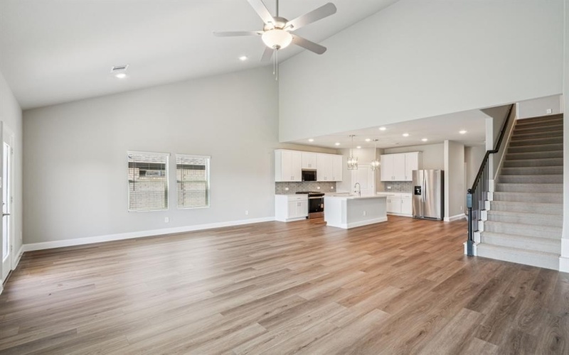 518 Stagg Street, McKinney, TX 75069, 5 Bedrooms Bedrooms, ,3 BathroomsBathrooms,Residential,For Sale,518 Stagg Street,0,20973399