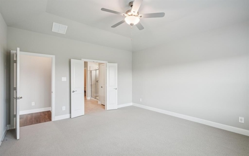 518 Stagg Street, McKinney, TX 75069, 5 Bedrooms Bedrooms, ,3 BathroomsBathrooms,Residential,For Sale,518 Stagg Street,0,20973399