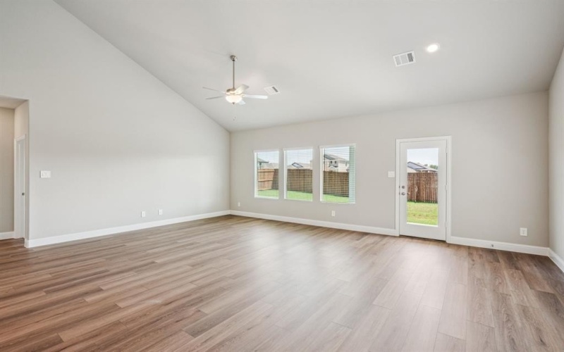 518 Stagg Street, McKinney, TX 75069, 5 Bedrooms Bedrooms, ,3 BathroomsBathrooms,Residential,For Sale,518 Stagg Street,0,20973399
