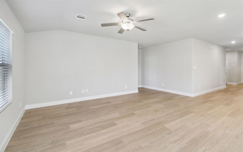 6616 Coyote Valley Trail, Fort Worth, TX 76036, 4 Bedrooms Bedrooms, ,3 BathroomsBathrooms,Residential,For Sale,6616 Coyote Valley Trail,20973411