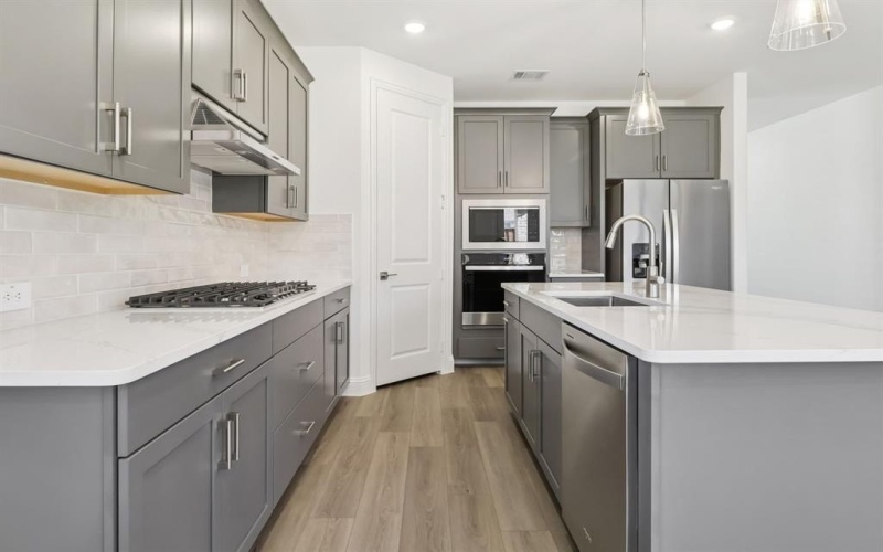 2453 Glacier Ridge, Corinth, TX 76210, 4 Bedrooms Bedrooms, ,3 BathroomsBathrooms,Residential,For Sale,2453 Glacier Ridge,0,20973427