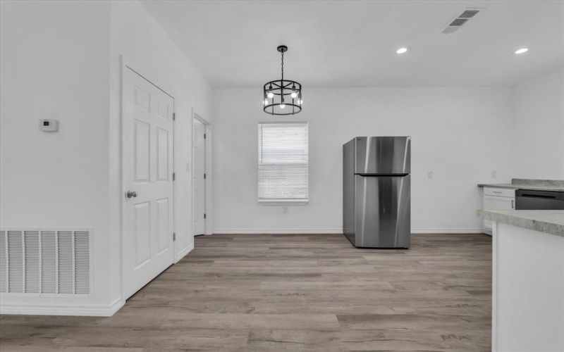 1215 Kellum Street, Waco, TX 76704, 4 Bedrooms Bedrooms, ,5 BathroomsBathrooms,Residential Multi Family,For Sale,1215 Kellum Street,20973825