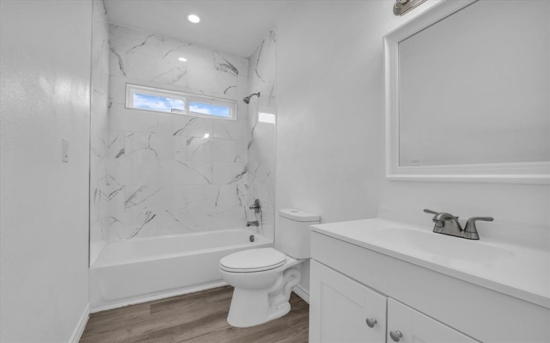 1215 Kellum Street, Waco, TX 76704, 4 Bedrooms Bedrooms, ,5 BathroomsBathrooms,Residential Multi Family,For Sale,1215 Kellum Street,20973825