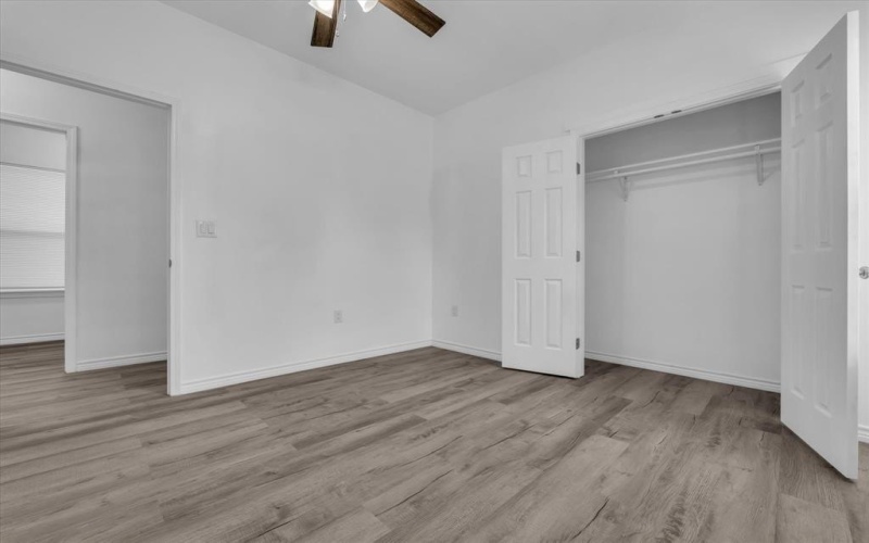 1215 Kellum Street, Waco, TX 76704, 4 Bedrooms Bedrooms, ,5 BathroomsBathrooms,Residential Multi Family,For Sale,1215 Kellum Street,20973825