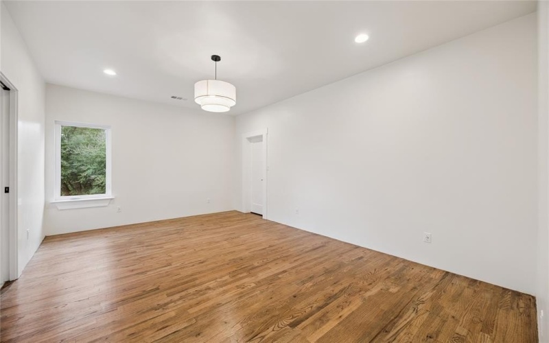 3106 W Jefferson Boulevard, Dallas, TX 75211, 4 Habitaciones Habitaciones , ,3 BañosBaños,Residential,En Venta,3106 W Jefferson Boulevard,20973924