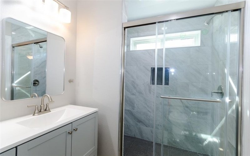 1008 S Throckmorton Street, Sherman, TX 75090, 4 Bedrooms Bedrooms, ,2 BathroomsBathrooms,Residential,For Sale,1008 S Throckmorton Street,20976135
