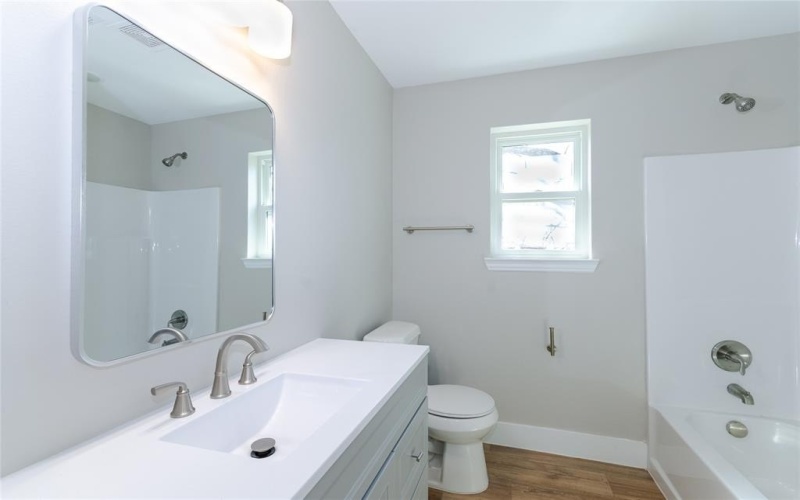 1008 S Throckmorton Street, Sherman, TX 75090, 4 Bedrooms Bedrooms, ,2 BathroomsBathrooms,Residential,For Sale,1008 S Throckmorton Street,20976135