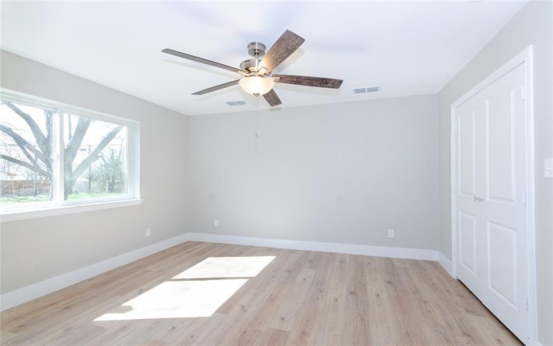 1008 S Throckmorton Street, Sherman, TX 75090, 4 Bedrooms Bedrooms, ,2 BathroomsBathrooms,Residential,For Sale,1008 S Throckmorton Street,20976135