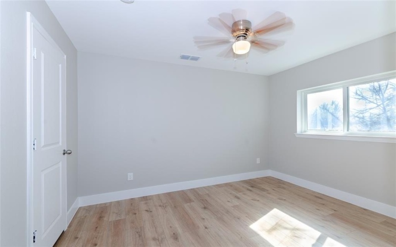 1008 S Throckmorton Street, Sherman, TX 75090, 4 Bedrooms Bedrooms, ,2 BathroomsBathrooms,Residential,For Sale,1008 S Throckmorton Street,20976135