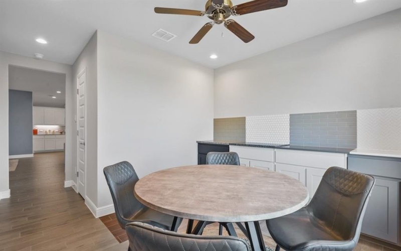 1516 WASHINGTON Street, Mansfield, TX 76063, 5 Bedrooms Bedrooms, ,3 BathroomsBathrooms,Residential,For Sale,1516 WASHINGTON Street,20976158