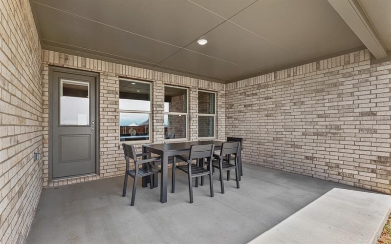 1516 WASHINGTON Street, Mansfield, TX 76063, 5 Bedrooms Bedrooms, ,3 BathroomsBathrooms,Residential,For Sale,1516 WASHINGTON Street,20976158