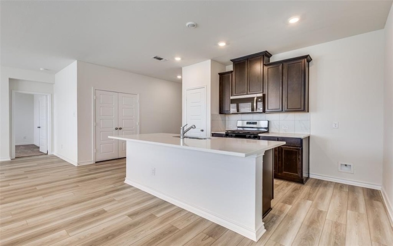 721 Saxony Drive, Princeton, TX 75407, 4 Habitaciones Habitaciones , ,2 BañosBaños,Residential,En Venta,721 Saxony Drive,0,20976164