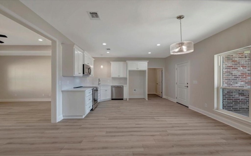 108 Saddle Brook Drive, Lufkin, TX 75904, 3 Bedrooms Bedrooms, ,2 BathroomsBathrooms,Residential,For Sale,108 Saddle Brook Drive,20976312