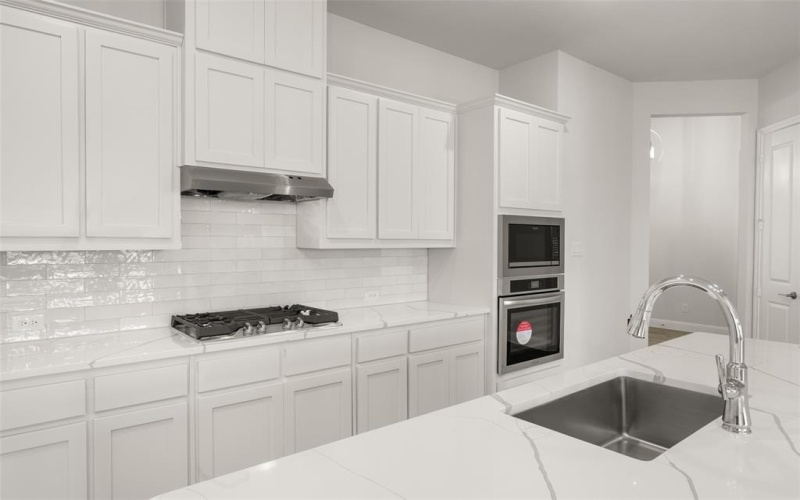 409 Wabash Drive, Waxahachie, TX 75167, 4 Bedrooms Bedrooms, ,3 BathroomsBathrooms,Residential,For Sale,409 Wabash Drive,20976595