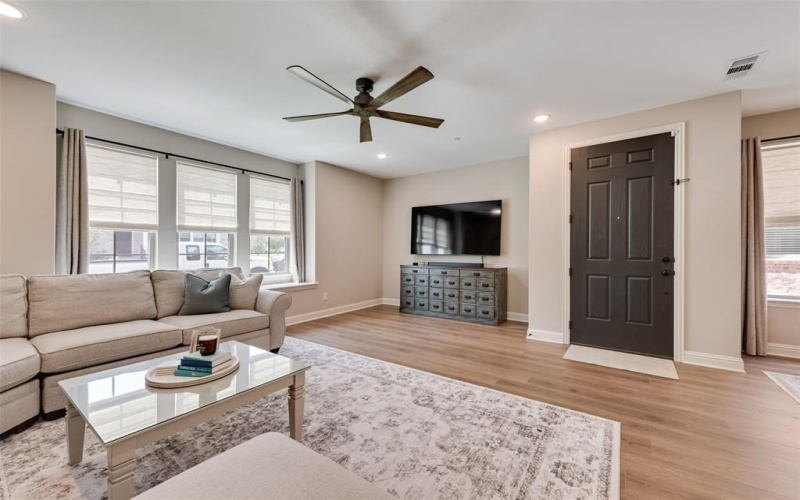 424 Parkside Drive, Argyle, TX 76226, 3 Habitaciones Habitaciones , ,2 BañosBaños,Residential,En Venta,424 Parkside Drive,20976621
