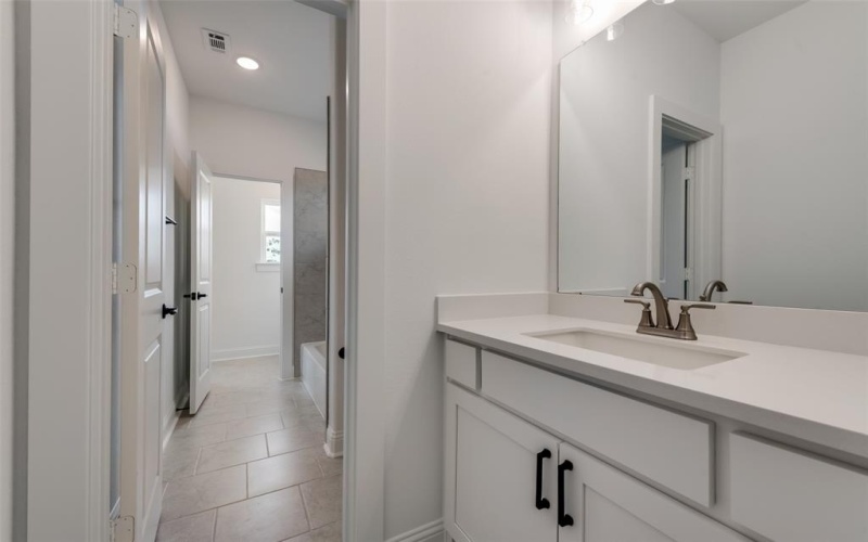 1117 Barrix Drive, Forney, TX 75126, 4 Habitaciones Habitaciones , ,3 BañosBaños,Residential,En Venta,1117 Barrix Drive,20976646