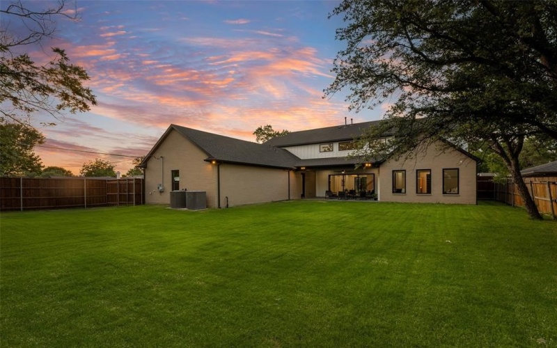 3306 Northaven Road, Dallas, TX 75229, 4 Bedrooms Bedrooms, ,5 BathroomsBathrooms,Residential,For Sale,3306 Northaven Road,20976845