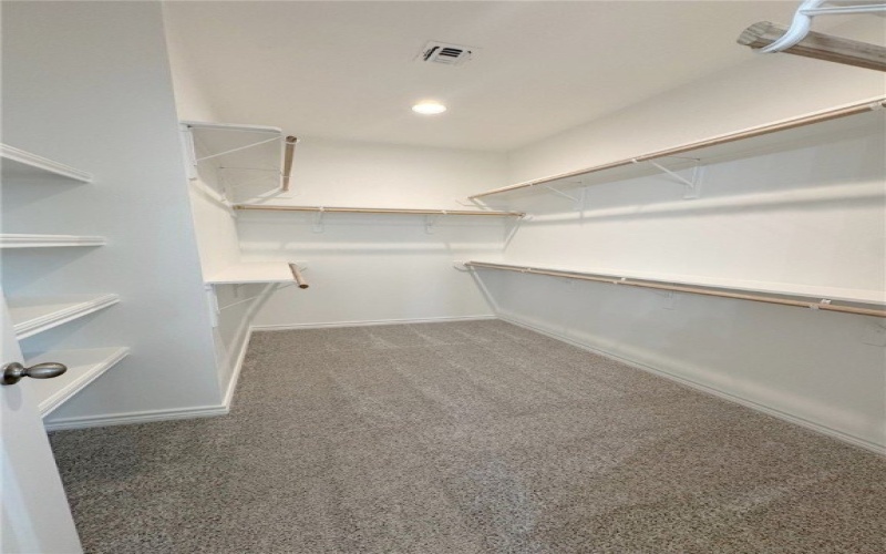 2550 Las Estrellas Street, Corpus Christi, TX 78414, 4 Bedrooms Bedrooms, ,3 BathroomsBathrooms,Residential,For Sale,2550 Las Estrellas Street,450165