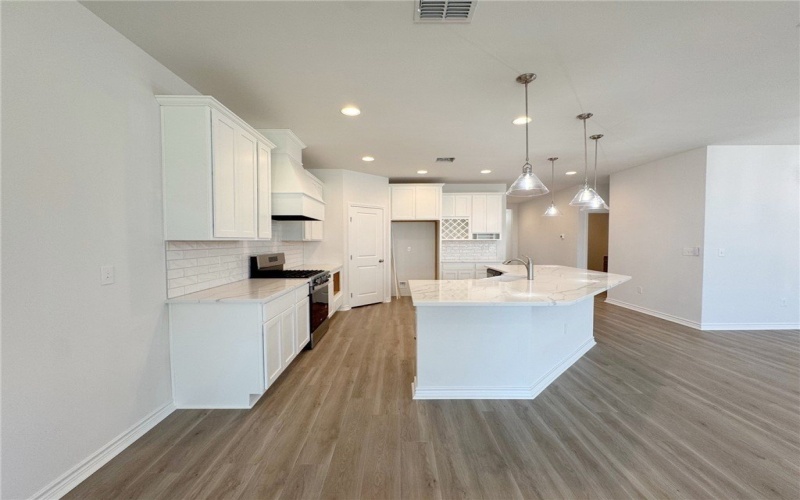 2550 Las Estrellas Street, Corpus Christi, TX 78414, 4 Bedrooms Bedrooms, ,3 BathroomsBathrooms,Residential,For Sale,2550 Las Estrellas Street,450165