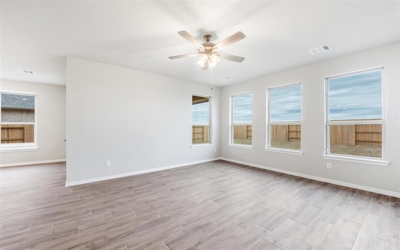 1327 Burgess Street, Royse City, TX 75189, 4 Habitaciones Habitaciones , ,3 BañosBaños,Residential,En Venta,1327 Burgess Street,20977047