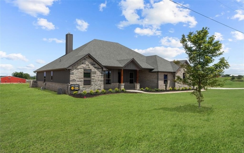 8504 Stallion Dr, Godley, TX 76044, 4 Bedrooms Bedrooms, ,3 BathroomsBathrooms,Residential,For Sale,8504 Stallion Dr,20977085