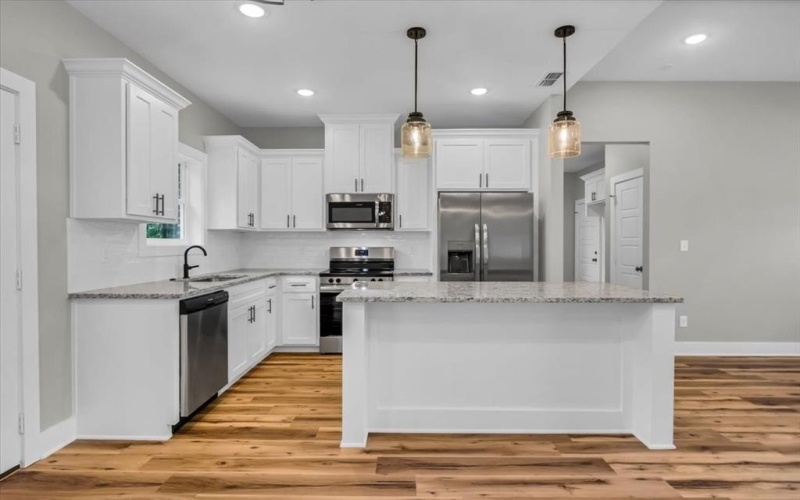 1002 E Main, Whitehouse, TX 75791, 3 Bedrooms Bedrooms, ,2 BathroomsBathrooms,Residential,For Sale,1002 E Main,0,20977106