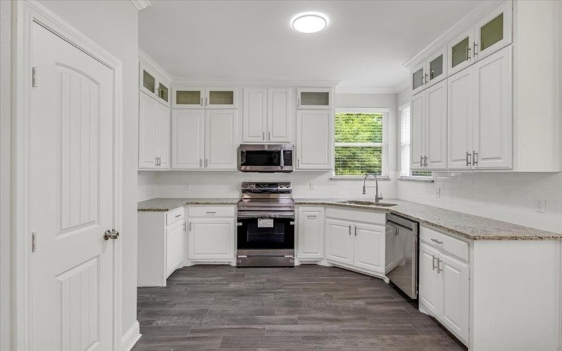 182 Allen, Kilgore, TX 75662, 4 Bedrooms Bedrooms, ,2 BathroomsBathrooms,Residential,For Sale,182 Allen,20977136