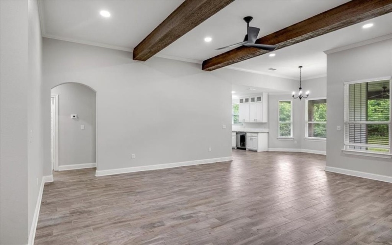 182 Allen, Kilgore, TX 75662, 4 Bedrooms Bedrooms, ,2 BathroomsBathrooms,Residential,For Sale,182 Allen,20977136