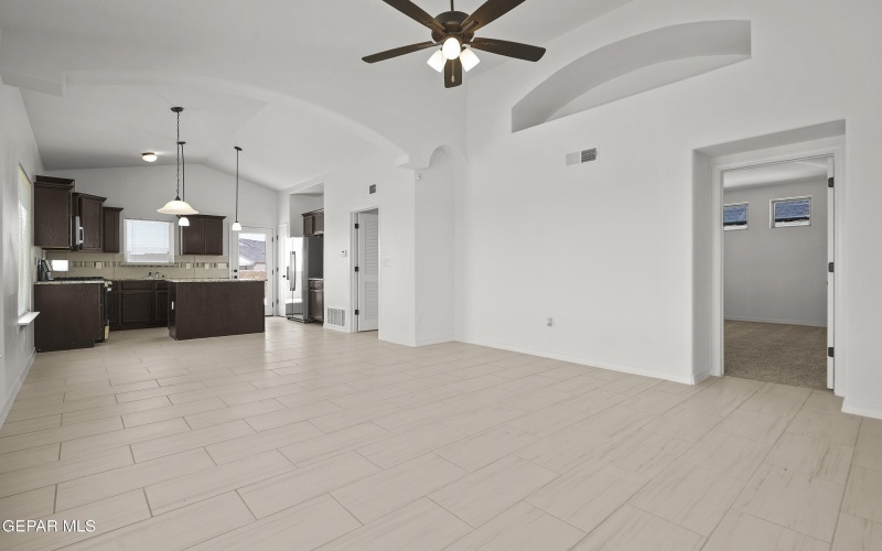 14392 Tobe Davis Drive, Horizon City, TX 79928, 4 Habitaciones Habitaciones , ,2 BañosBaños,Residential,En Venta,14392 Tobe Davis Drive,925044