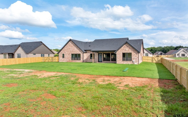 506 Artesian Meadow, Bullard, TX 75757, 4 Bedrooms Bedrooms, ,3 BathroomsBathrooms,Residential,For Sale,506 Artesian Meadow,25009482