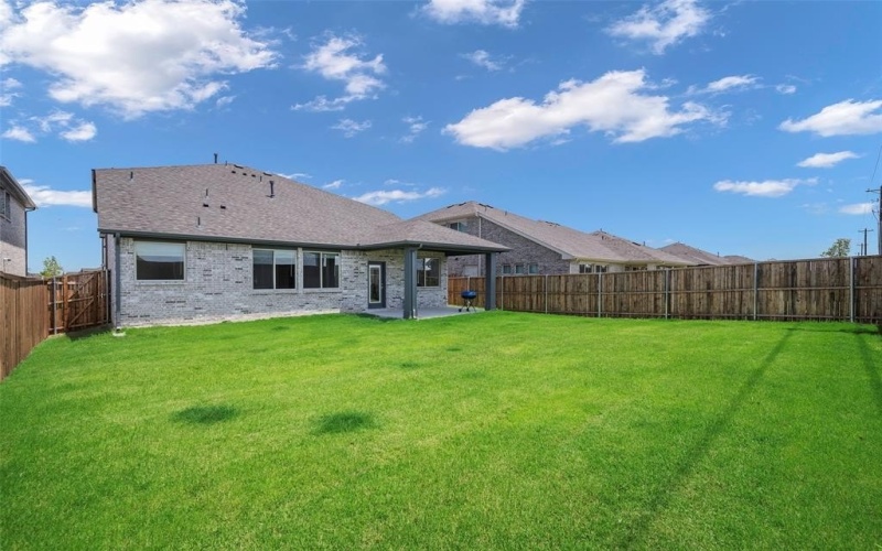 1500 Laurel Avenue, Aubrey, TX 76227, 5 Bedrooms Bedrooms, ,3 BathroomsBathrooms,Residential,For Sale,1500 Laurel Avenue,0,20974705
