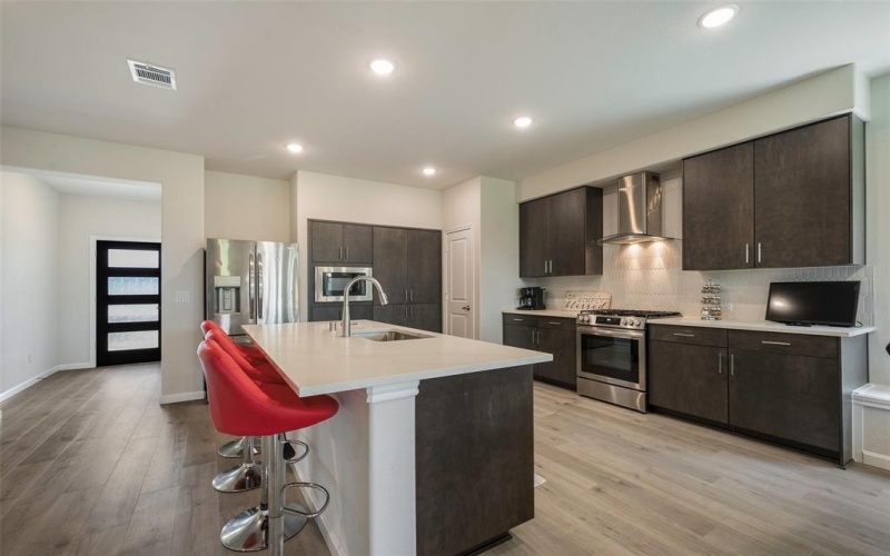 1500 Laurel Avenue, Aubrey, TX 76227, 5 Bedrooms Bedrooms, ,3 BathroomsBathrooms,Residential,For Sale,1500 Laurel Avenue,0,20974705