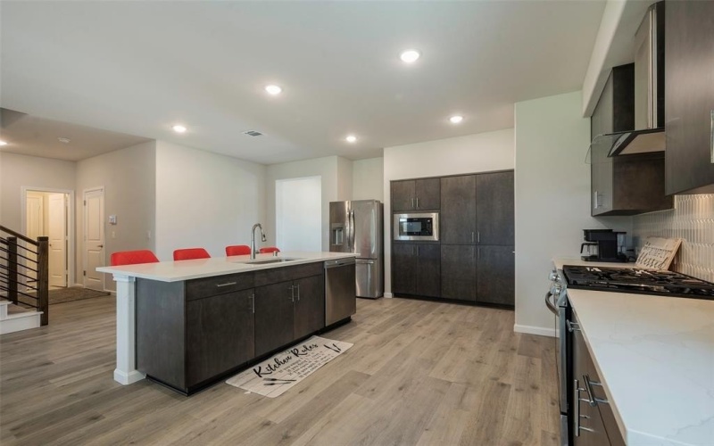 1500 Laurel Avenue, Aubrey, TX 76227, 5 Bedrooms Bedrooms, ,3 BathroomsBathrooms,Residential,For Sale,1500 Laurel Avenue,0,20974705