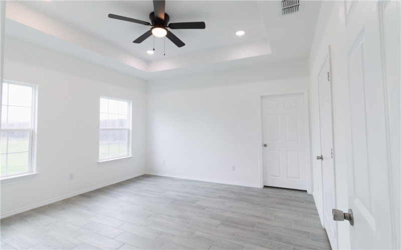 811 N Polk Street, Beeville, TX 78102, 3 Habitaciones Habitaciones , ,2 BañosBaños,Residential,En Venta,811 N Polk Street,457056
