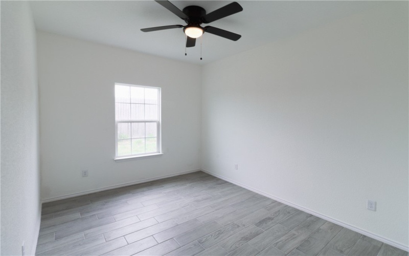 811 N Polk Street, Beeville, TX 78102, 3 Habitaciones Habitaciones , ,2 BañosBaños,Residential,En Venta,811 N Polk Street,457056