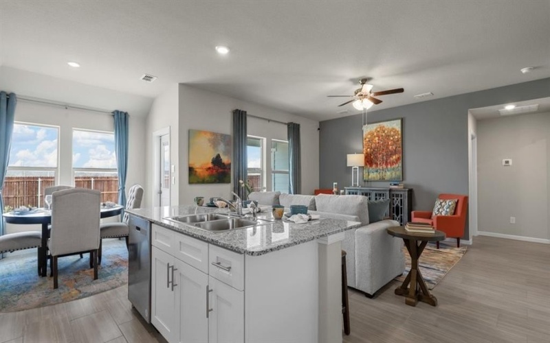 430 LUBBOCK Drive, Azle, TX 76020, 3 Habitaciones Habitaciones , ,2 BañosBaños,Residential,En Venta,430 LUBBOCK Drive,20975263