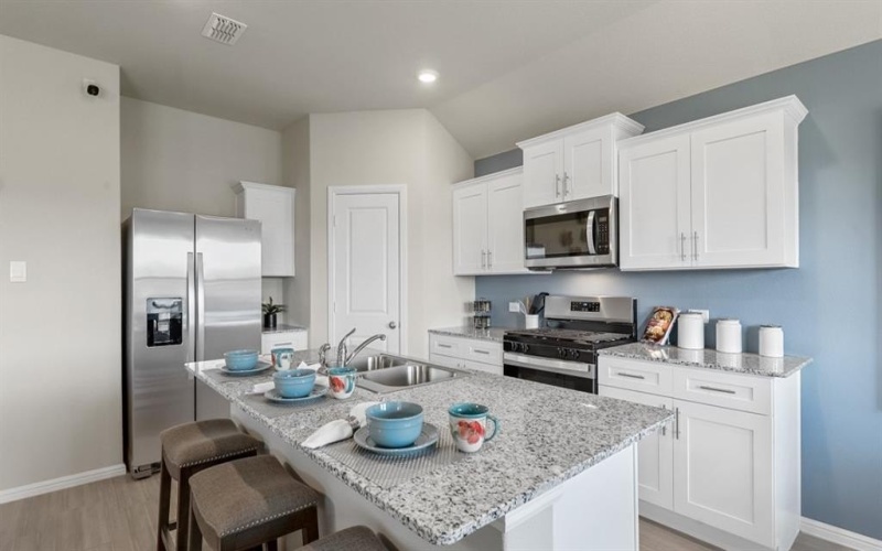 430 LUBBOCK Drive, Azle, TX 76020, 3 Habitaciones Habitaciones , ,2 BañosBaños,Residential,En Venta,430 LUBBOCK Drive,20975263