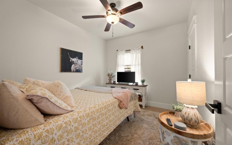 739 Flint Street, Fort Worth, TX 76115, 4 Bedrooms Bedrooms, ,2 BathroomsBathrooms,Residential,For Sale,739 Flint Street,20976649